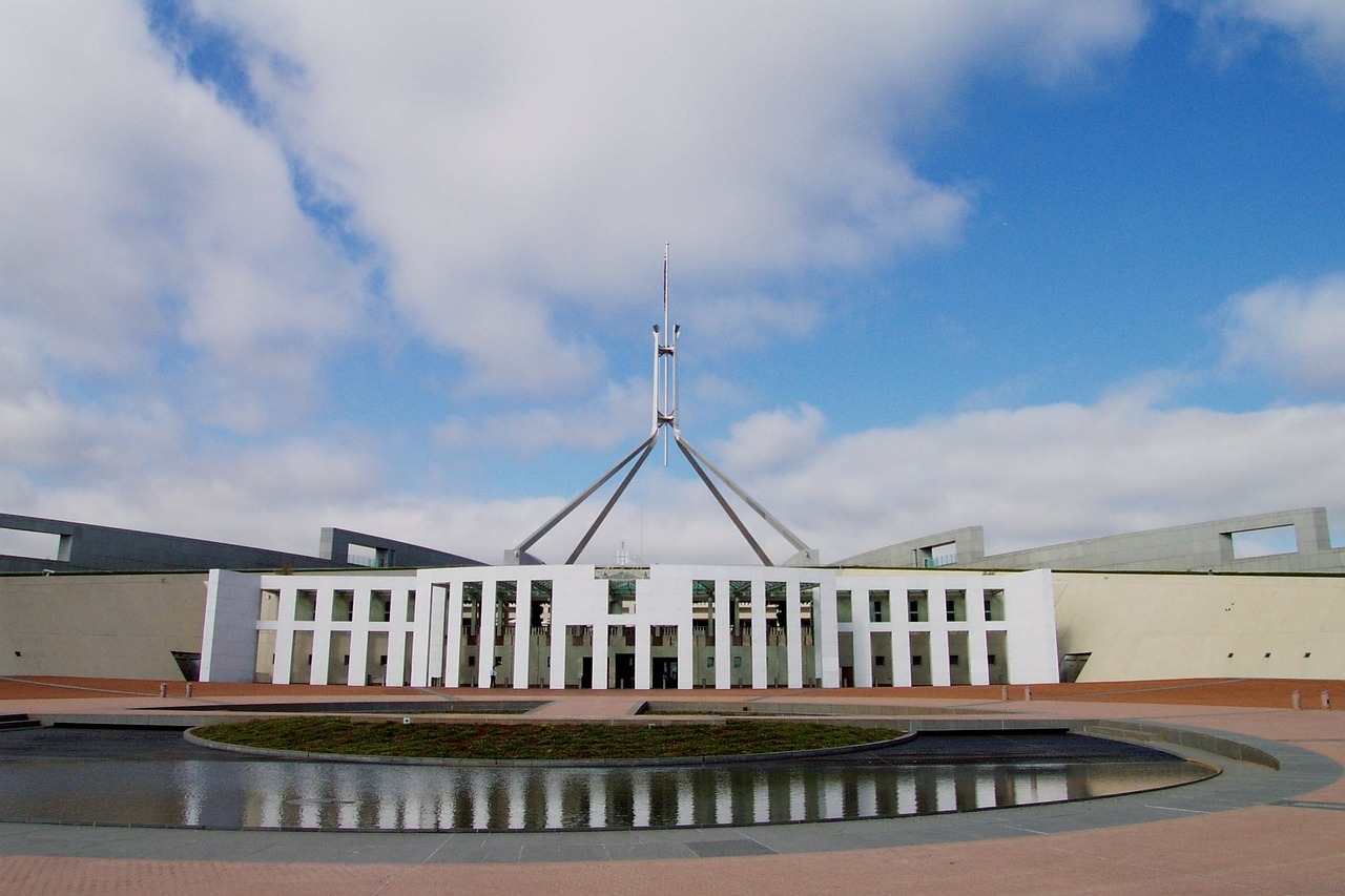 parliament-house-168300_1280